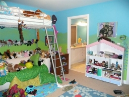 Kendall's room Before2